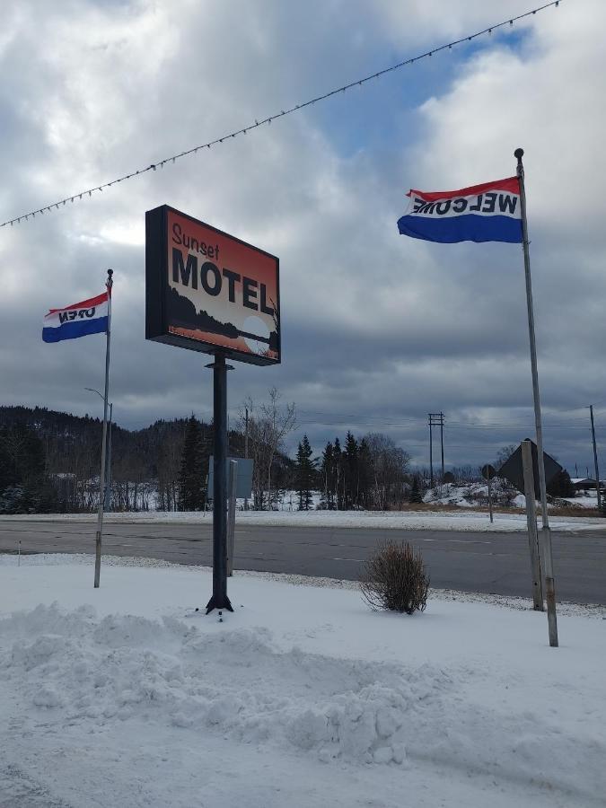 Sunset Motel Schreiber المظهر الخارجي الصورة